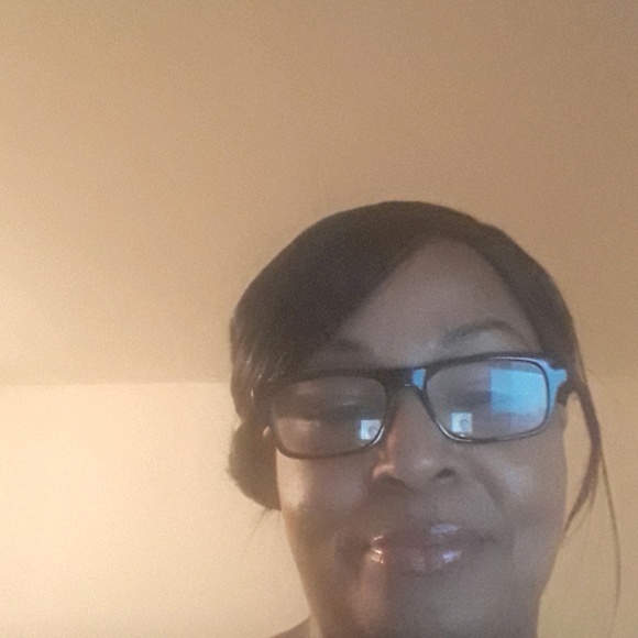 Meet your Posher, Carnetta - Picture 1 of 1